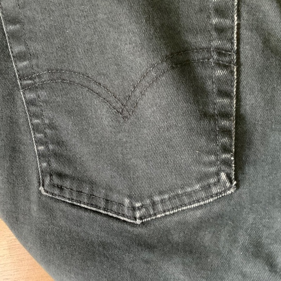 Vintage Levi's Women’s Stretch Denim Jeans - Picture 7 of 7